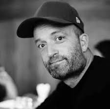 Quotes by Matt Stuart