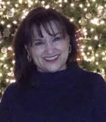 Leann Holley's Instagram, Twitter & Facebook