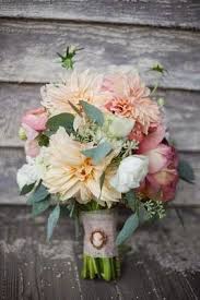 August Wedding Flowers Dalias Wedding Flowers August Wedding Flowers Wedding Bouquets Flower Arrangements