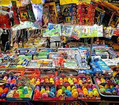 Mycen presents an exclusive map mashup of over 100 top pasar malam locations around kl, pj, the klang valley and selangor. The Vibrant Colours Of A Pasar Malam Or Night Market In Malaysia You Can Find Them In Most Cities Or Ev Malaysia Truly Asia Vibrant Colors Local Attractions