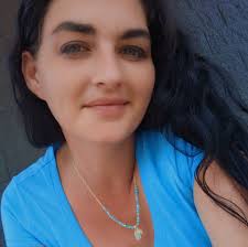 What food or supply drives are available for hurricane victims?