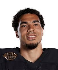 Drew Lewis's Instagram, Twitter & Facebook