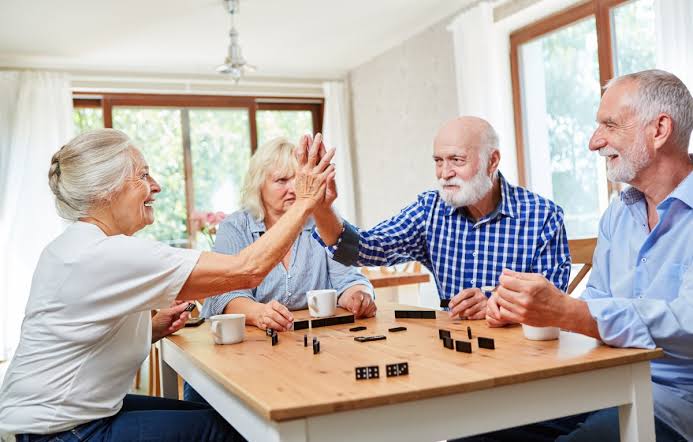 A 24-Hour Senior Center Experience | Austin Senior Living