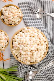 It is the perfect side dish to balance out any heavy main dishes like kalbi, chicken katsu, teriyaki chicken, etc. How To Make Authentic Hawaiian Macaroni Salad Devour Dinner