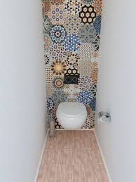 42 idees deco pour relooker vos toilettes deco toilettes salle de bains papier peint salle de bain simple
