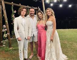 Parece que o casamento civil de sasha meneghel e joão figueiredo era apenas uma amosta do que viria a seguir! Fp Fr 1tfjkxlm