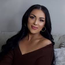 3...2...1...Surprise: Beyoncé