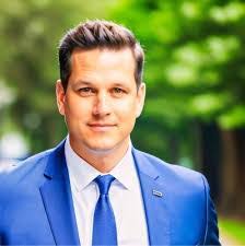 Robert Ciepiela's Instagram, Twitter & Facebook