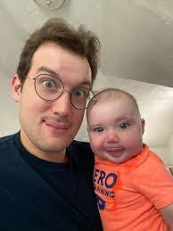 Jackie Mabry's Instagram, Twitter & Facebook