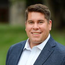 Paul Diehn's Instagram, Twitter & Facebook