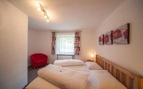 Willkommen im haus lusspark lermoos. Haus Lusspark Karen Pati Schuster In Lermoos Ehrwald Ferienwohnung Appartement Privatzimmer Pension Bed And Breakfast Gunstig Urlaub Beim Privaten Zimmer Und Appartementvermieter Zugspitze Tirol Sommer