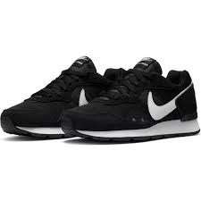 Any time is a good time to freshen up your space. Nike Venture Runner Damen Sneaker Black White Black 40 44 99
