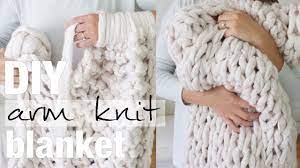 Purchasing a throw this size could cost up to $300. How To Arm Knit A Blanket In 45 Minutes With Simply Maggie New Youtube
