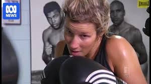 Barrister turned boxer aims for Olympics