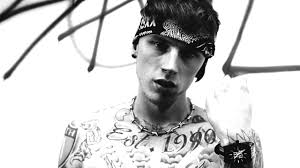 Eminem went in on machine gun kelly once more in his interview, talking about mgk's relevancy, and wondering if adding fuel to the fire would affect mgk's career. Machine Gun Kelly Rap Devil Diss Eminem Legendado Youtube