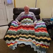 My father is a reserved man, he didn't want me to post his work out of  shame, but it's beautiful and I wanted everyone to see that crochet men  have a lot