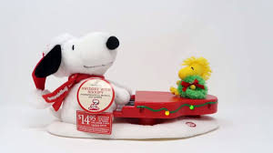 Swingin' with Snoopy - Christmas Tunes on the Piano - Peanuts Plush |  CollectPeanuts.com - YouTube