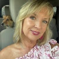 Cynthia Matney's Instagram, Twitter & Facebook