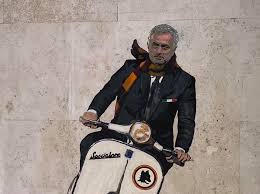 Roma have appointed jose mourinho as their new manager. Rome Mural Shows Mourinho On A Vespa Wanted In Rome