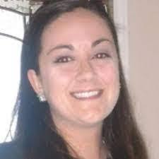 Kari Pruett's Instagram, Twitter & Facebook