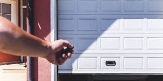 11 Signs Your Garage Door is Failing | AAA Garage Door