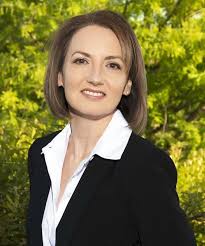 Foundation to honor philanthropists, role models