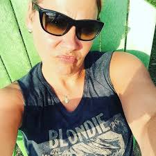 Suzanne Hajdu (@suzannehajdu) • Threads, Say more