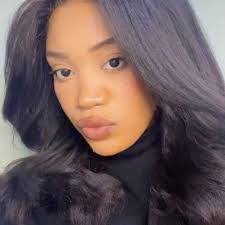 Alexandra Talbot's Instagram, Twitter & Facebook