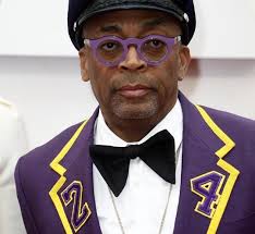 Spike lee was born on march 20, 1957 in atlanta, georgia. Oscars 2020 Red Carpet Director Spike Lee Honours Kobe Bryant With Purple And Gold Suit At Oscars Fashion Trends Hindustan Times