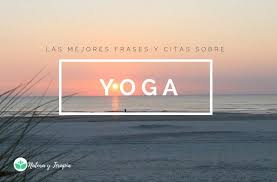 Durante este día era relativamente fácil ver a muchos yoguis practicando en las principales en esta avenida dieron una clase masiva de yoga dirigida por importantes instructores, gurús o esperemos que os guste, si queréis leer frases motivadoras para este bonito día internacional del yoga hemos. 30 Frases De Yoga De Grandes Maestros Que Te Llenaran Inspiracion