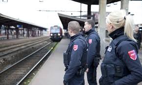 Chaque jour, 2800 agents de sûreté luttent contre la délinquance, la malveillance ». Agent De La Surete Ferroviaire F Ou H Emploi Sncf
