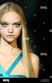 Gemma ward hi-res stock photography and images