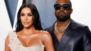One of the most critically acclaimed and controversial american rappers and producers of the 21st century. Scheidung Von Kim Kardashian Was Ist Los Mit Kanye West