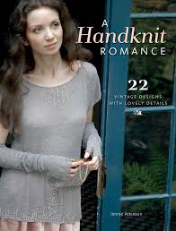 Combined with the bands of colour, this gives the stripes a waved effect. A Handknit Romance 22 Vintage Designs With Lovely Details Atkinson Jennie 0499991608751 Amazon Com Books