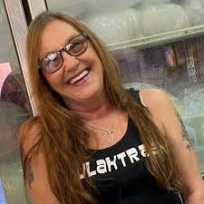 Helicopter flying over upper Bodfish.. what's going on?