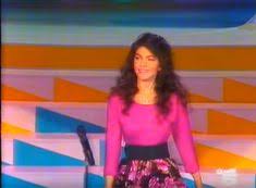 La cantante cristina d'avena (instagram) e' una delle artiste più amate del nostro mondo dello spettacolo, e da quasi 40 anni intrattiene grandi e piccini, generazioni e generazioni, con la. 54 Idee Su Cristina D Avena Avena Nostalgia Anni 90 Donne Iconiche