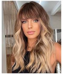 Laura Crouch's Instagram, Twitter & Facebook