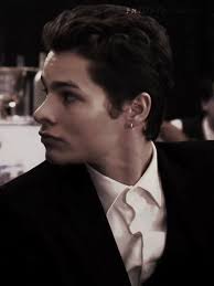 Campbell Elliot: The Society Edits and Themes