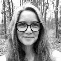 Patricia Hatch's Instagram, Twitter & Facebook