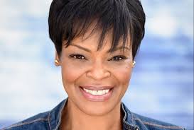 An INNER VIEW with Award-Winning Veteran Actress, Lisa Renee Pitts