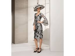 Perché passaro non è solo sposa: Mamma Della Sposa 2019 Gli Abiti E I Completi Perfetti Per Lei