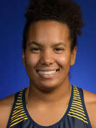 Larson Qualifies for NCAA Championships