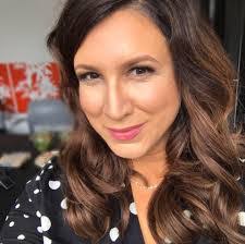 Carrie Reilly's Instagram, Twitter & Facebook