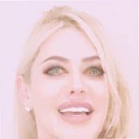 Diane Devault's Instagram, Twitter & Facebook