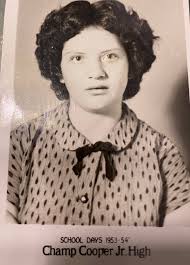 Elderly resident honors sweet girls with picture