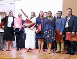 Reconoce Evelyn Salgado a mujeres y hombres que todos los días contribuyen  al crecimiento y bienestar de Guerrero