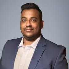 Peter Burchard's Instagram, Twitter & Facebook