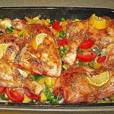 Hahnchen Auf Gemusebett Aus Dem Backofen Von Yellowcat Chefkoch Gemuse Im Backofen Hahnchen Rezepte Backofen Rezepte