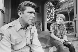 Ron Howard's father helped make “The Andy Griffith Show” a classic with 1  simple suggestion