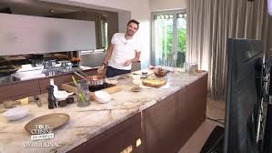 Cyril Lignac Que Fait Il Des Restes Apres Le Tournage De Tous En Cuisine Voici